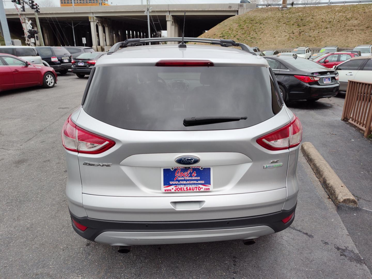 2014 Silver Ford Escape (1FMCU0GX7EU) , Automatic transmission, located at 5700 Curlew Drive, Norfolk, VA, 23502, (757) 455-6330, 36.841885, -76.209412 - Photo#13